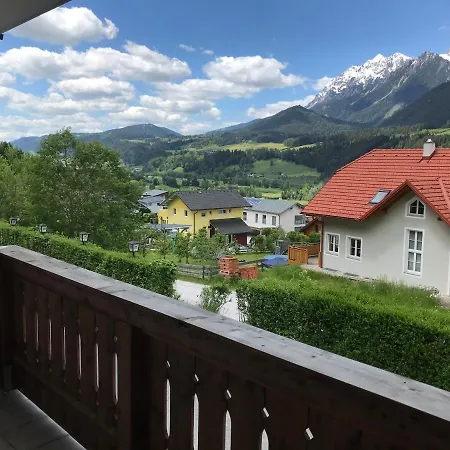 Apartman Platzhirsch *