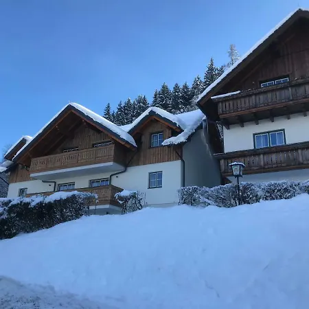 Platzhirsch Lejlighed