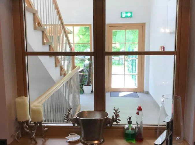 Platzhirsch * Haus im Ennstal